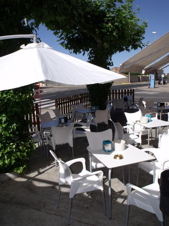 Hostal Salones Victoria Santa Marina del Rey Exterior photo