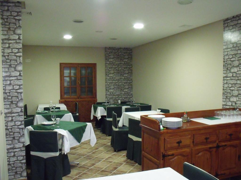 Hostal Salones Victoria Santa Marina del Rey Exterior photo